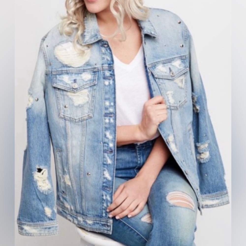 NWOT - 7 For All Mankind Distressed and Studded Denim Jacket - Size XL - Picture 6 of 8